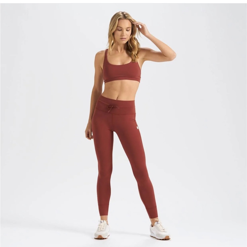 Vuori Daily 7/8 High Rise Legging in spice